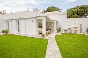 Luxury Villa Turquoise road to Villasimius 50 m from the sea IUN S0573 Villasimius